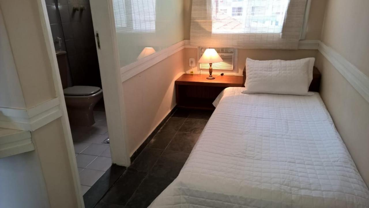 Copacabana Vista Mar Cobertura 2 Andares De Frente Os Fogos Do Reveillon Com 5 Quartos, 5 Ar-condicionados, 6 Banheiros E Garagem Gratuita Appartement Rio de Janeiro